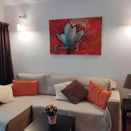 Apartment Coqueto En Calahonda